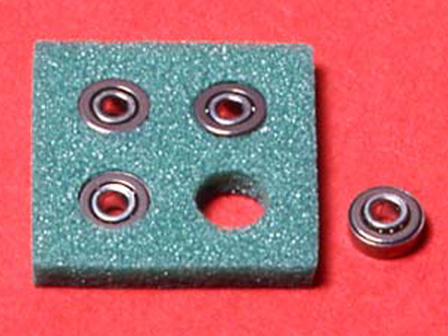 T15111 タミヤ グレードアップパーツ 丸穴ボールベアリング4個セット