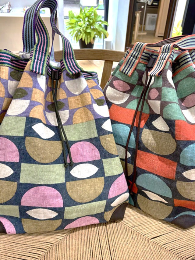 麻バッグ　２WAYバックパック　『デンマークテキスタイル柄』SUS2561-CHENNAI