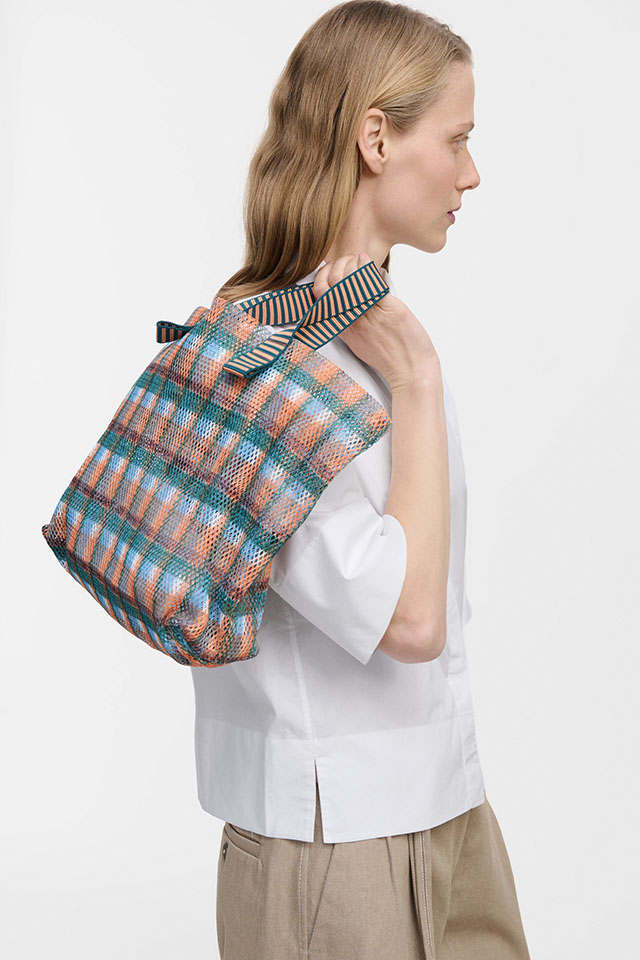 メッシュバッグ　トート型(小）インポーチ付き『デンマークチェック柄』SUS2602-KANPUR-S