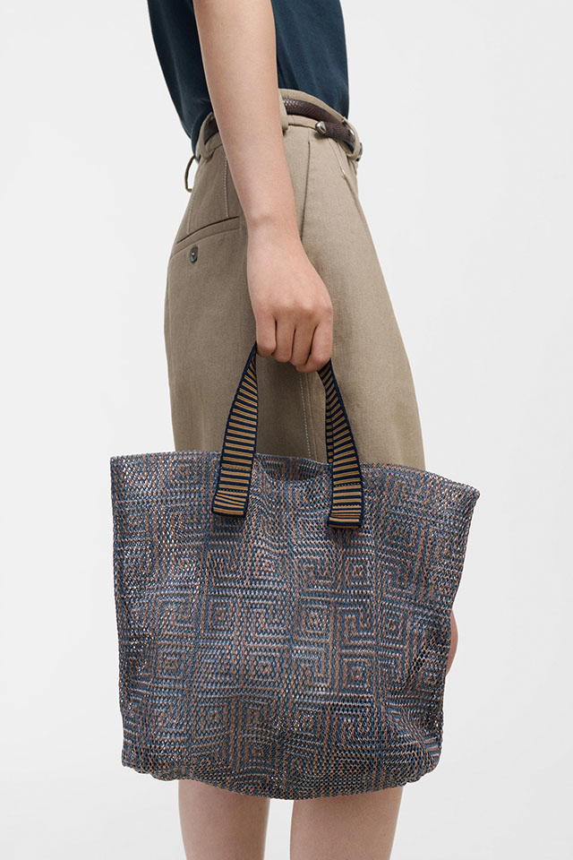 メッシュバッグ　トート型(小）インポーチ付き『おとぎの国のラビリンス（迷宮）』SUS2626-KANPUR-S