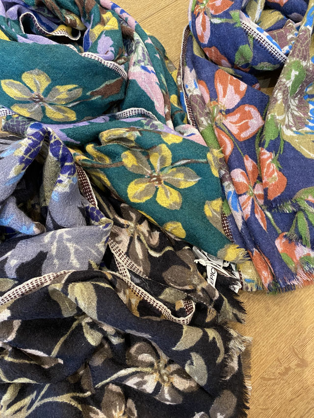 [FLOWER]  PAINTED FLOWERS  北欧〜彩り鮮やかな秋の花々　GW2290