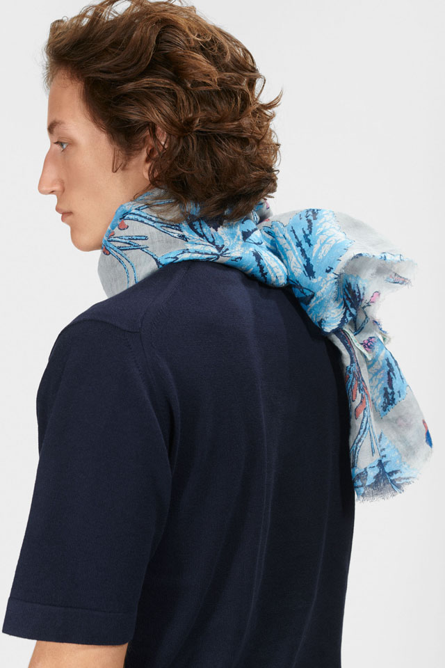 [FLORAL]　北欧に自生するブラックベリー　BOTANICA   PS2470