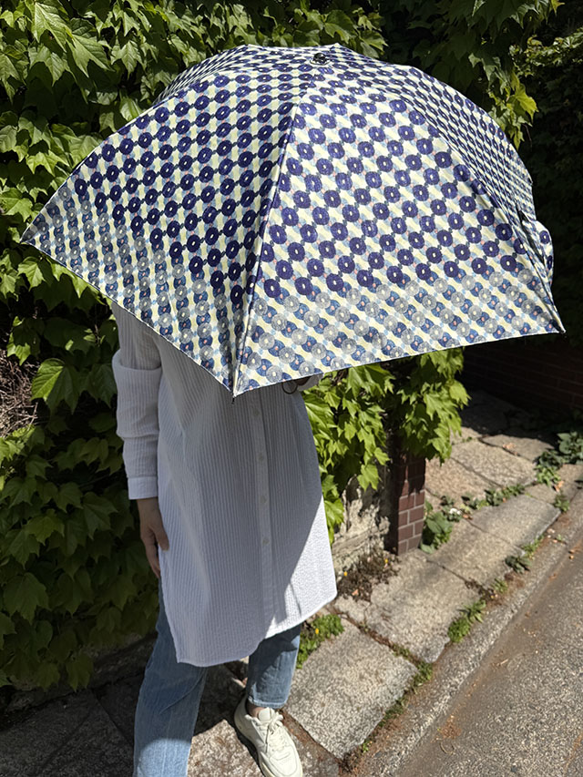 【日傘ミニ/２WAY仕様】晴雨兼用 　グラフィック柄/Small Pattern Dots PA2605S