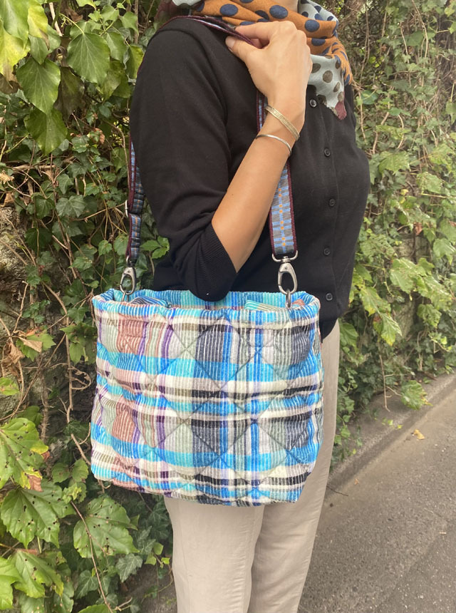 モンチッチさん専用　kate spade かごバッグ 濃紺と白のチェック柄 トートバッグ（小） 『北欧モードなチェック柄』SUW2324-TOTE-S