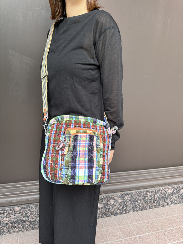 ベルベットスクエアバッグ『北欧チェックのコラージュ柄』SUW2401V
