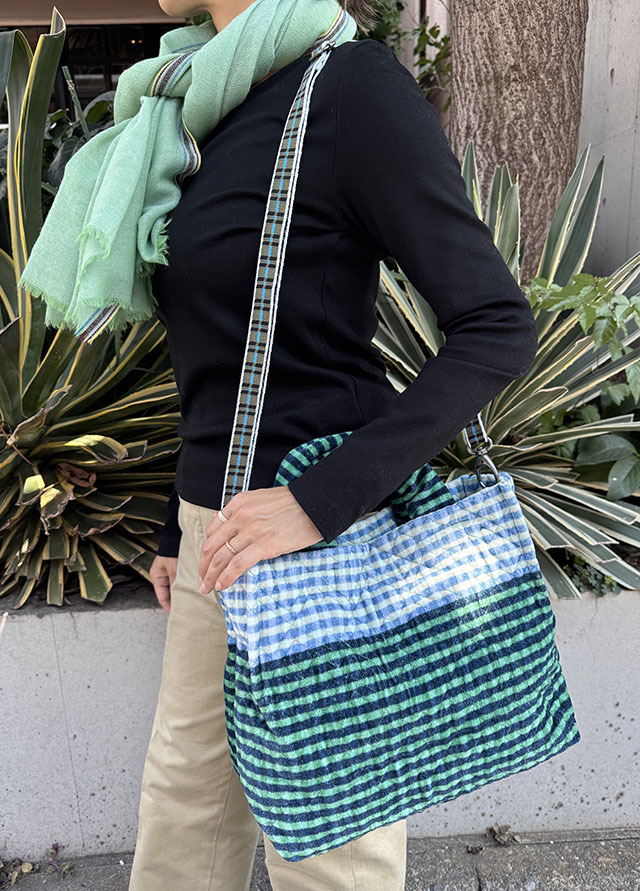 ベルベットトートバッグ（中）『北欧チェック柄』SUW2525-TOTE-NEW