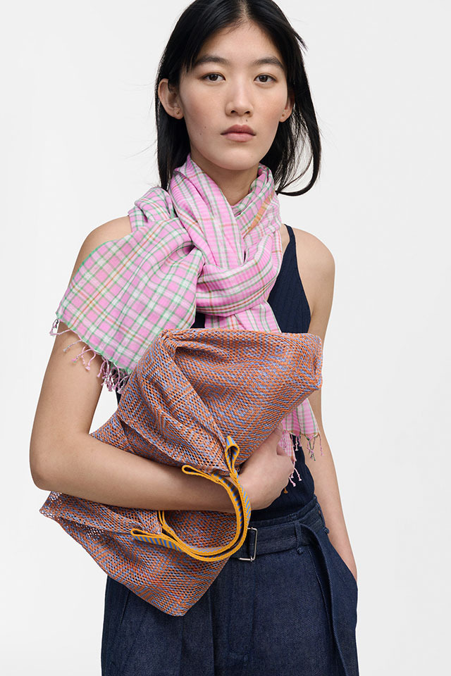 メッシュバッグ トライアングル型(小）インポーチ付き『おとぎの国の