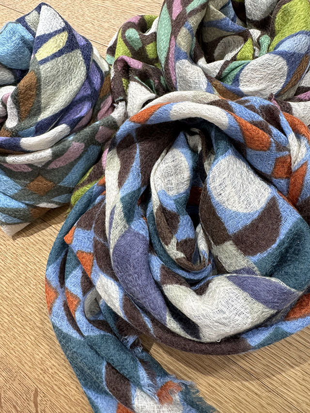 ART] DANISH TEXTILE デンマークテキスタイル柄 *スクエア型100cm