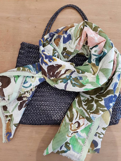FLORAL MOTIF] Flida Kahlo With Selvage PS1994