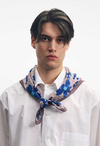 FLOWER] アンディ ウォホール アートな花柄 WARHOL *スクエア型