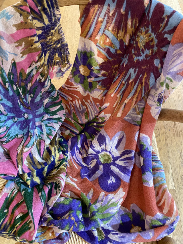 FLOWER] DAHLIA 北欧の花の女王『ダリア』 *スクエア型100cm* SW2273