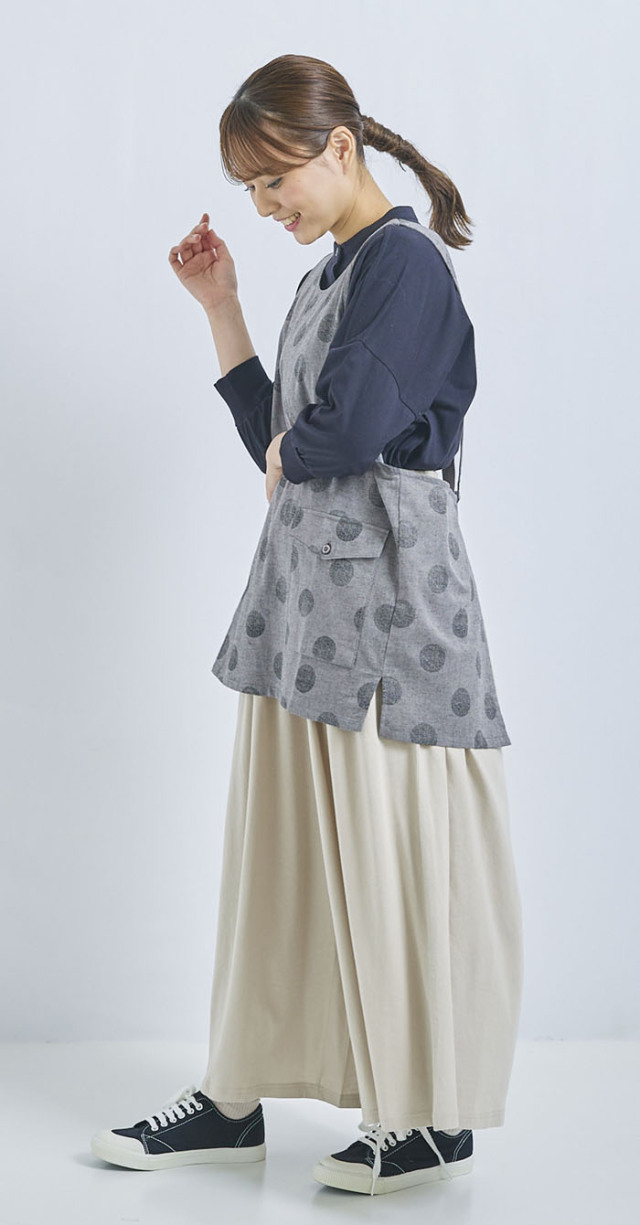 綿麻ドットプリント肩掛けエプロン