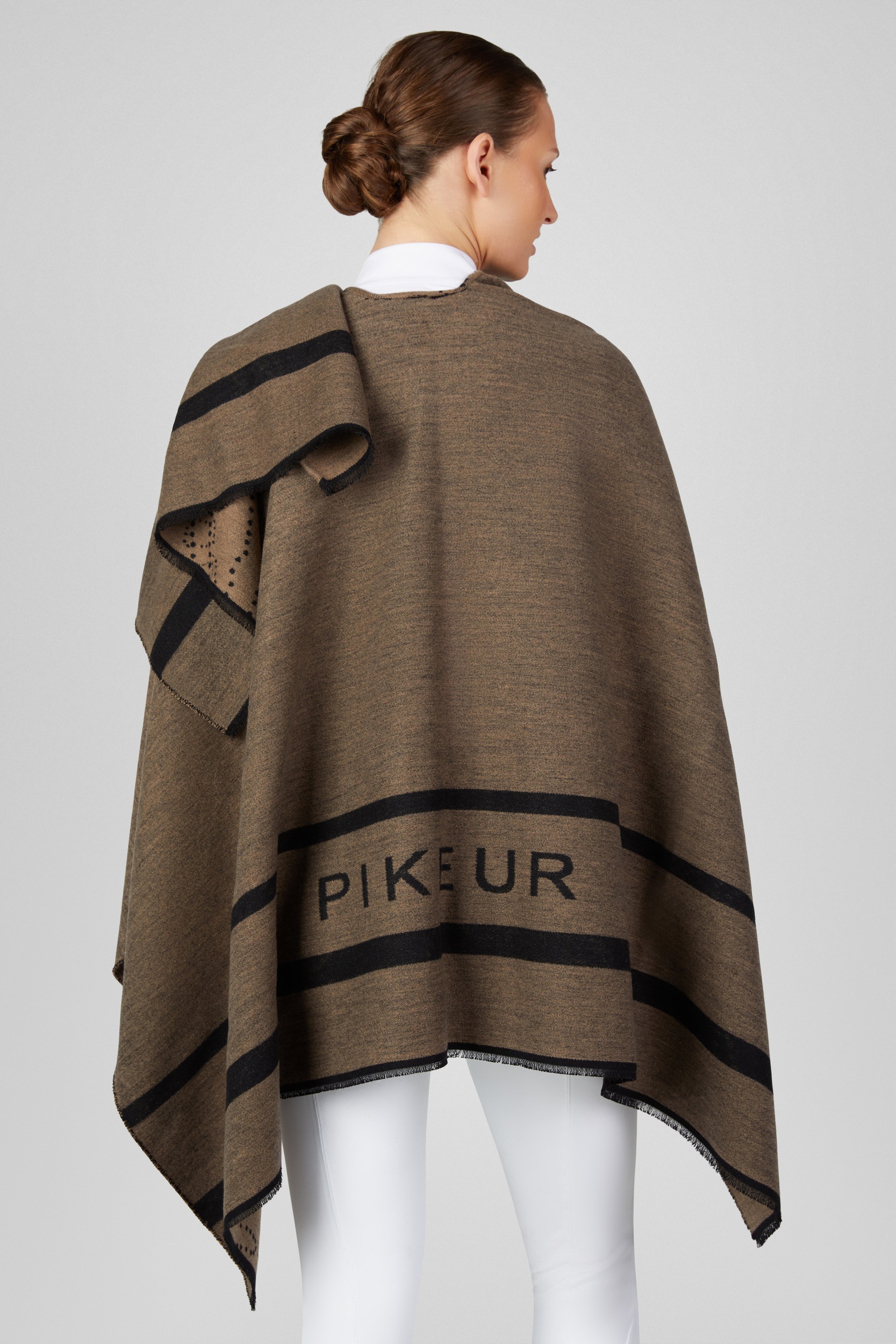 ● NEW！● Pikeur CAPE・ケープ(シーズンコレクション限定品)