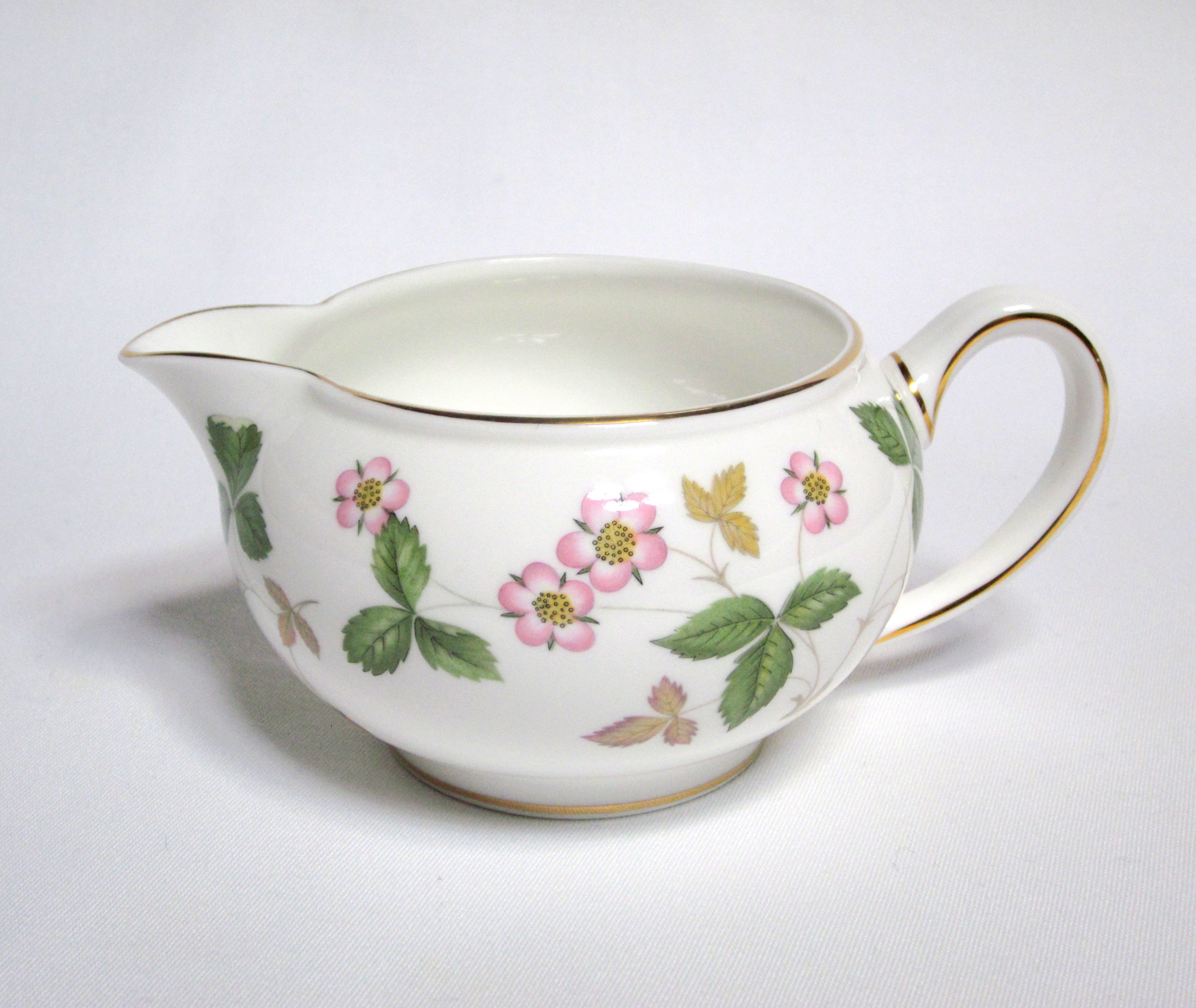 ウェッジウッド（Wedgwood）ワイルドストロベリー クリーマー（L）