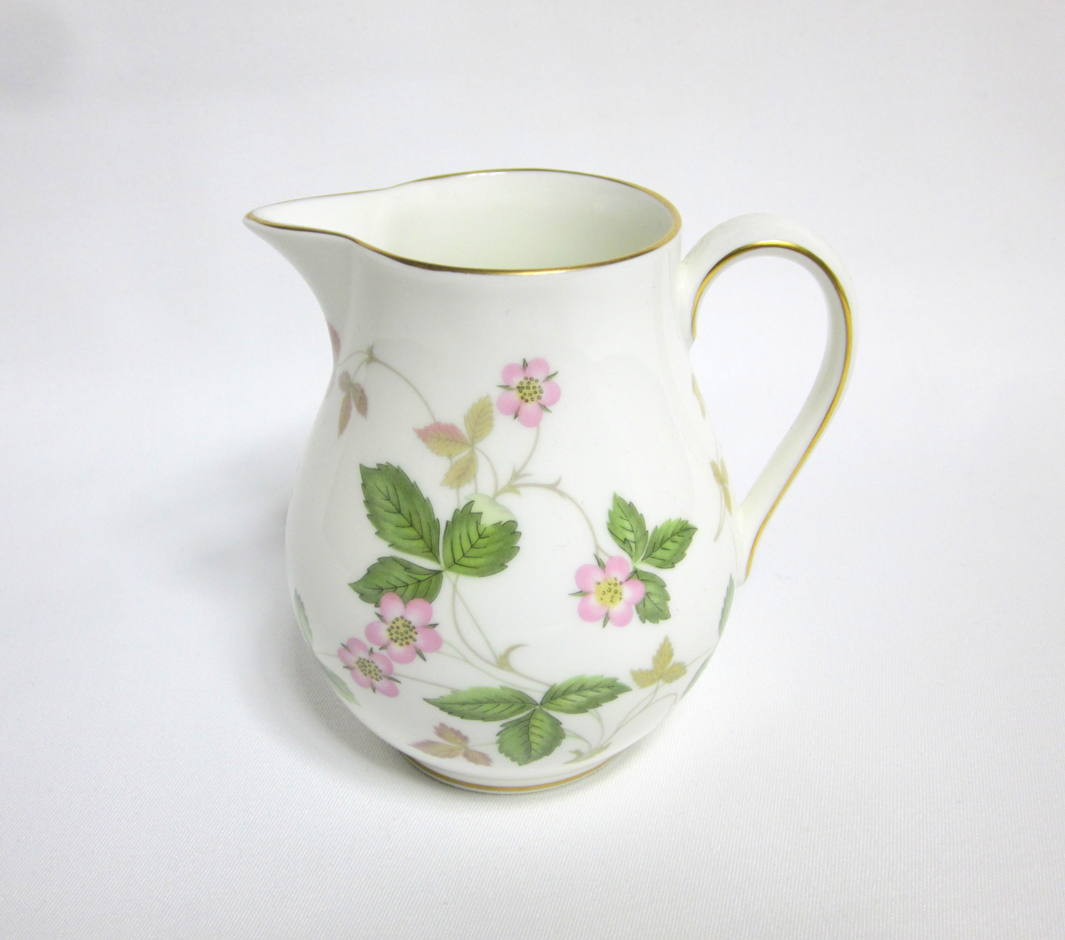 美品】ウェッジウッド ワイルドストロベリー ピッチャー ( 水差し )