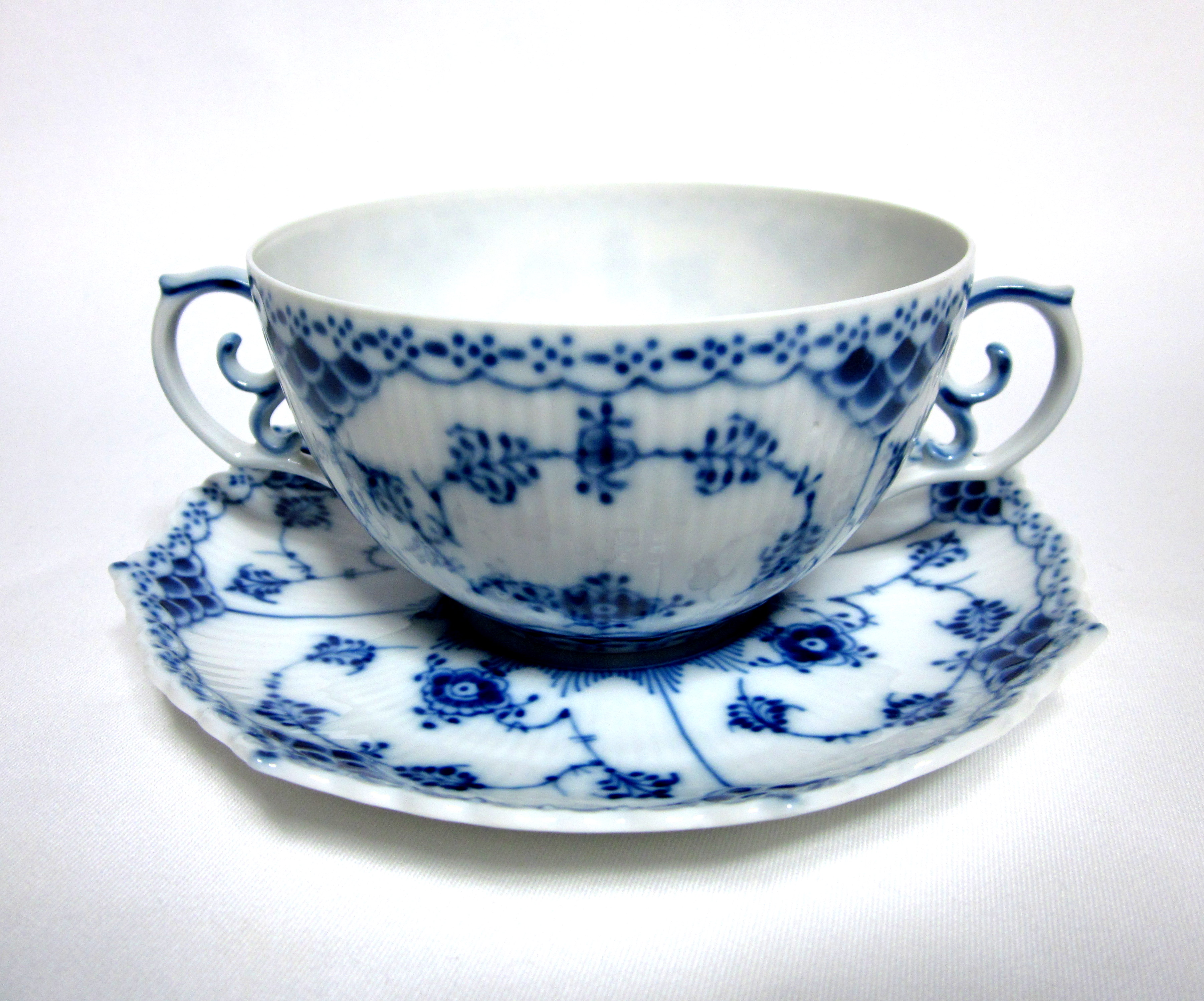 ロイヤルコペンハーゲン（Royal copenhagen）ブルーフルーテッド フル