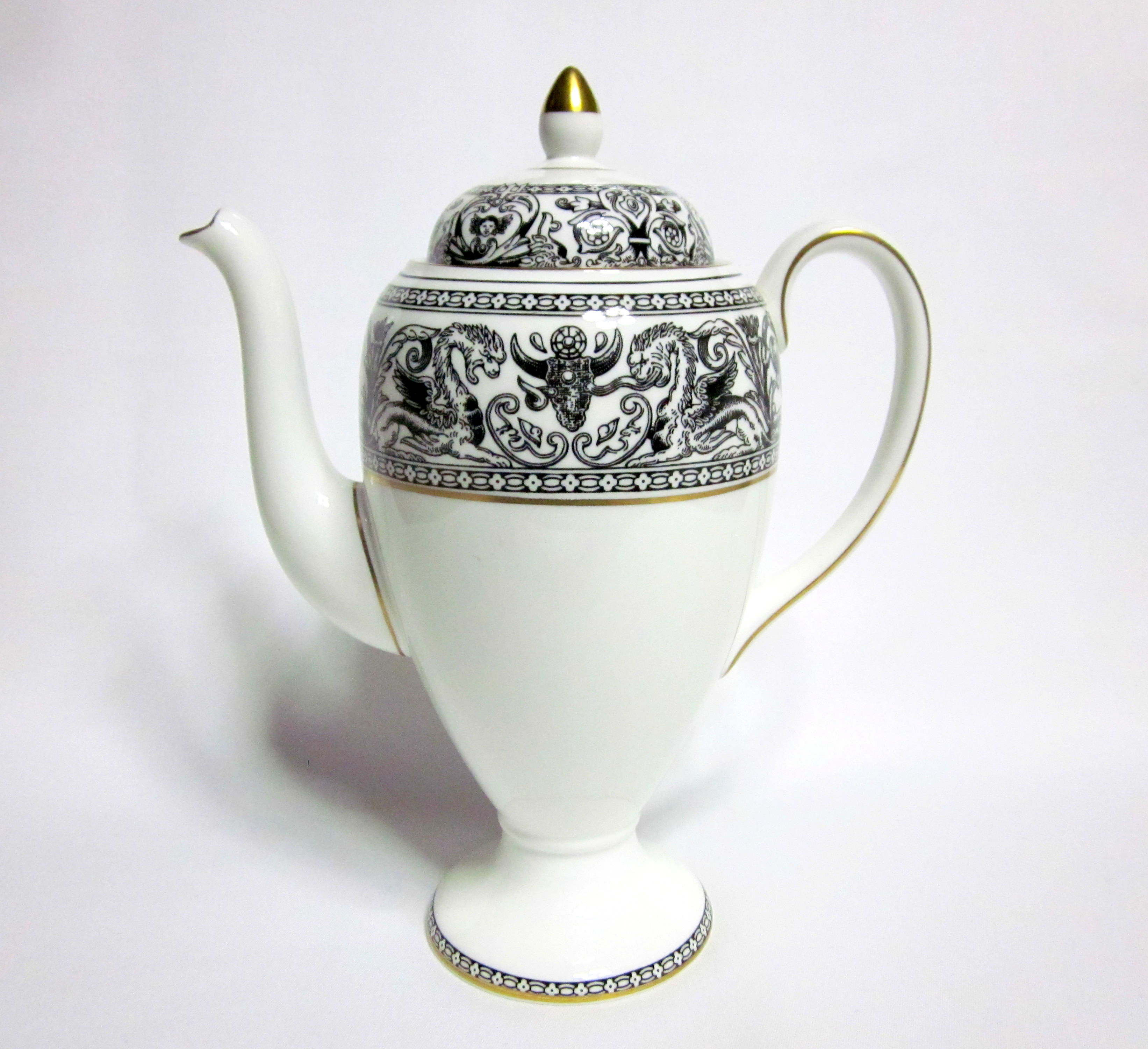 ウェッジウッド（Wedgwood）フロレンティーン ブラック コーヒーポット 