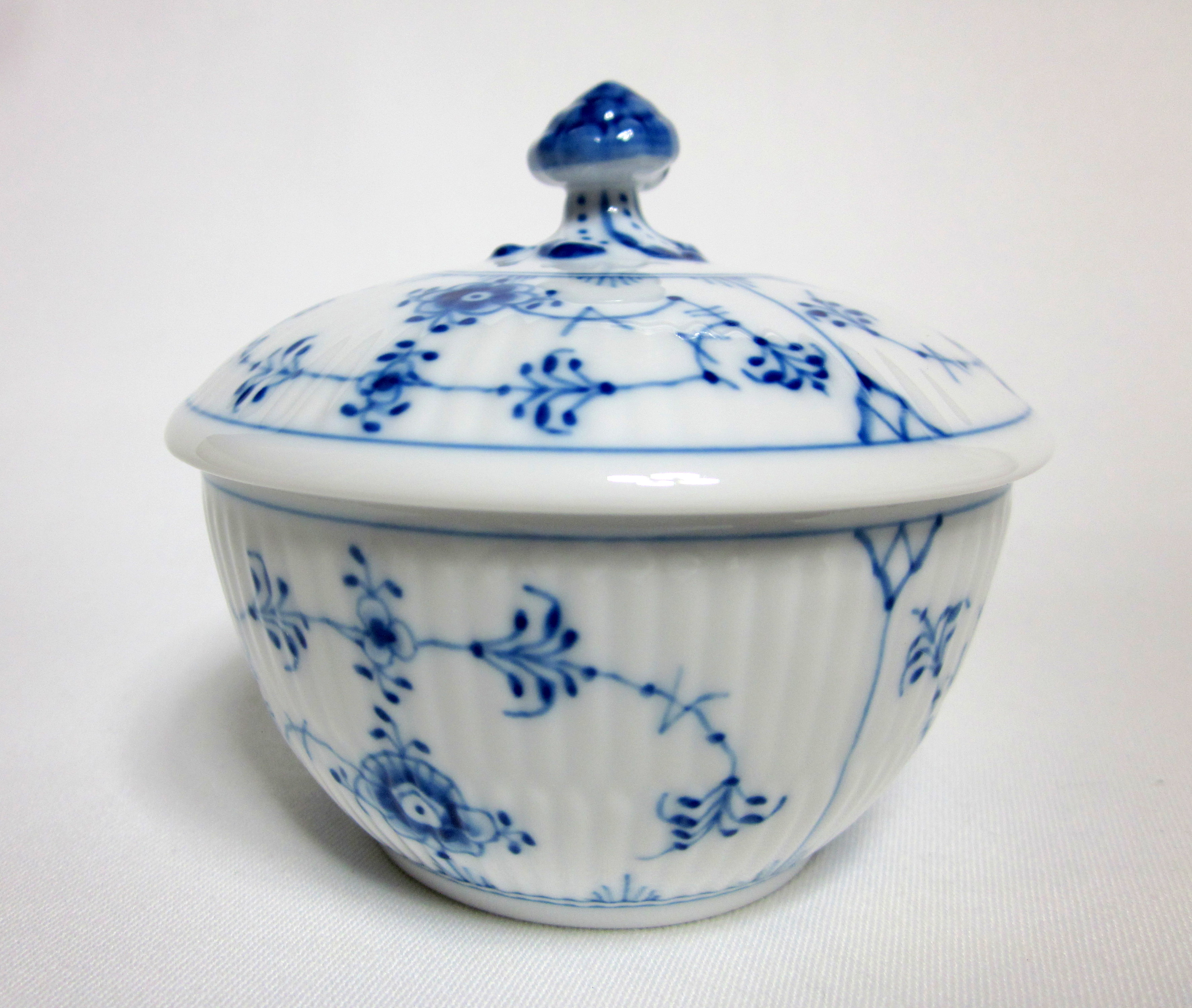 ブルーフルーテッドプレイン