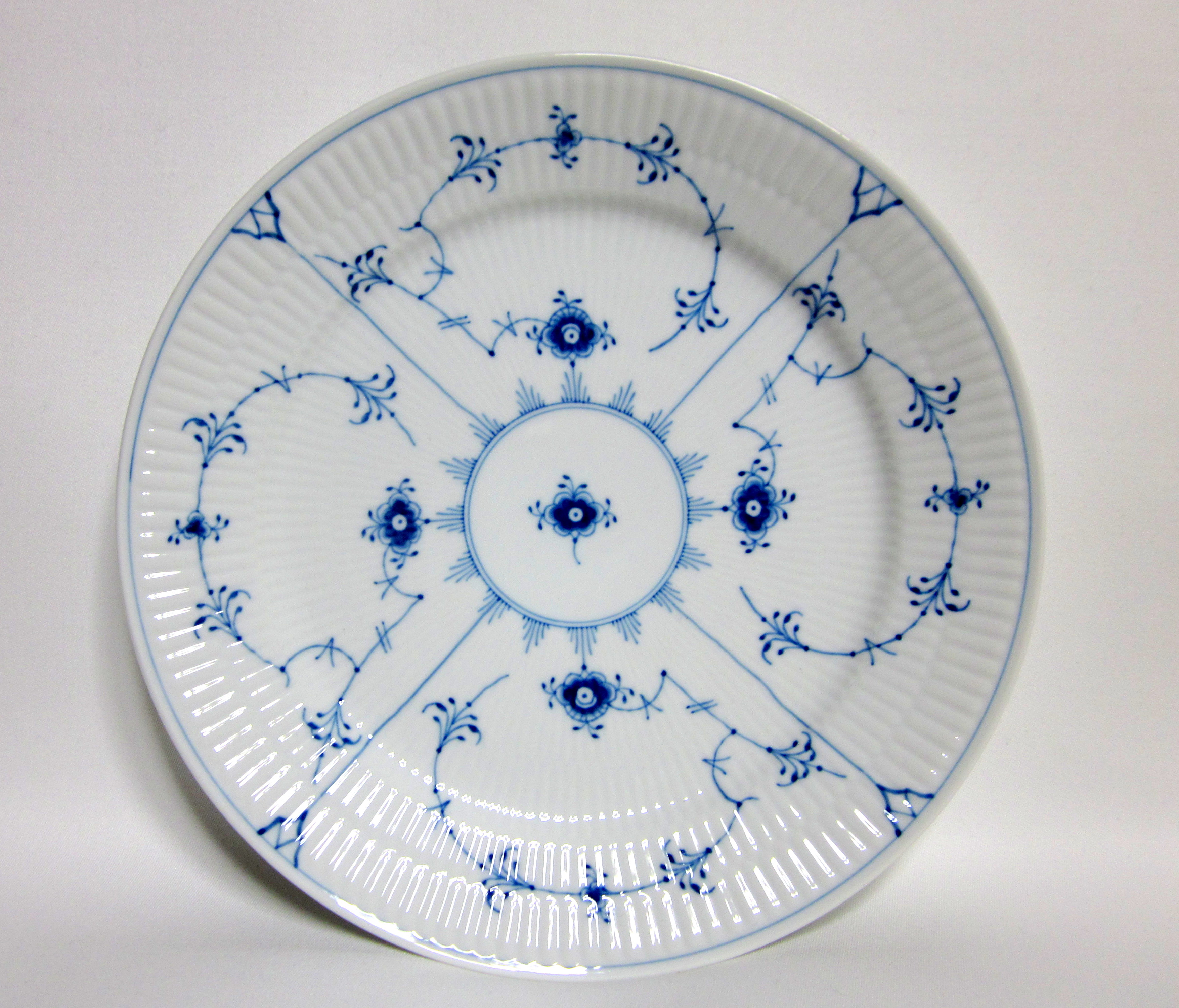 ブルーフルーテッドプレイン