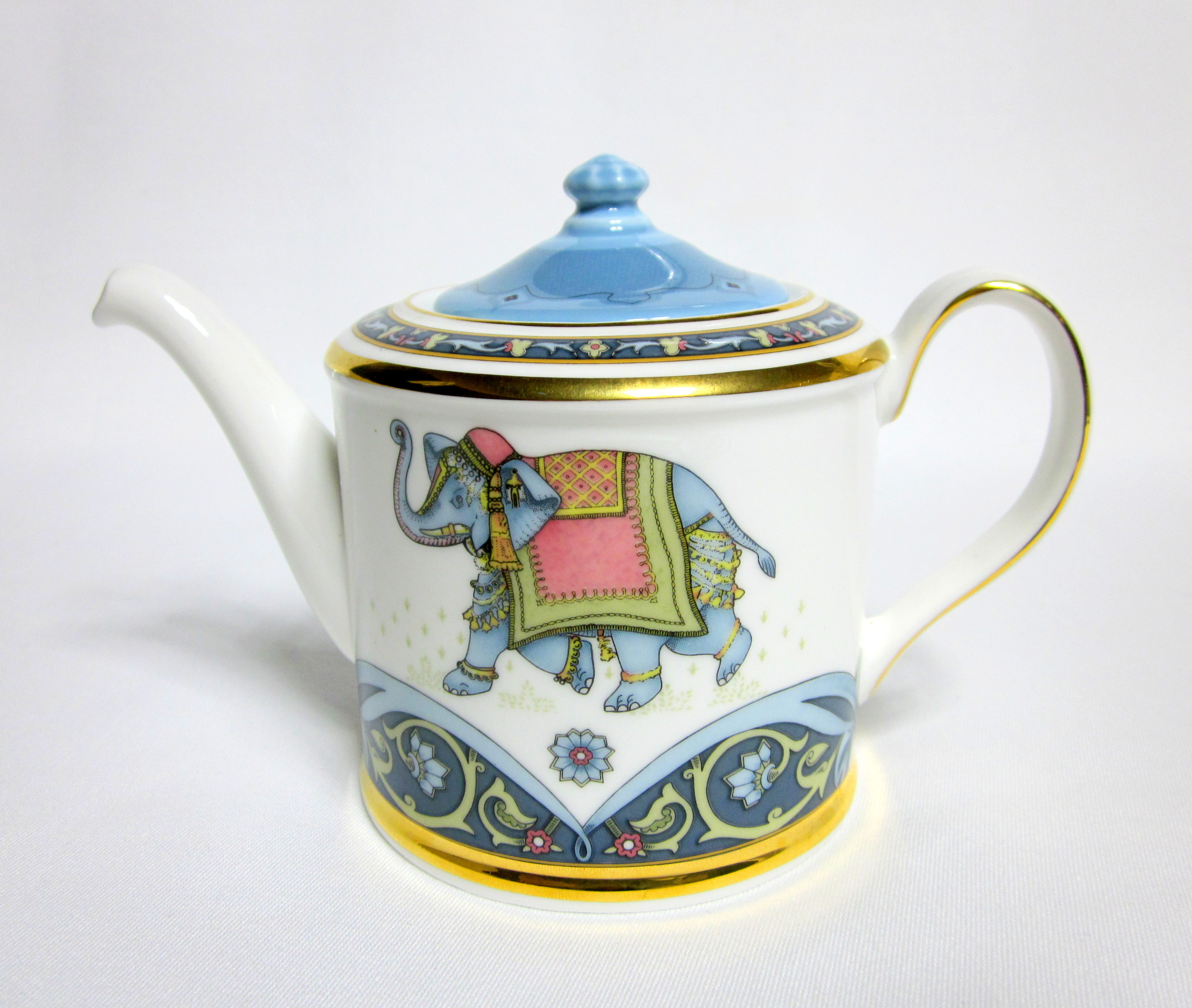 ウェッジウッド　ブルーエレファト　リーフプレート　ティーカップ　ティーポット ウェッジウッド（Wedgwood）ブルーエレファント ジャパニーズ