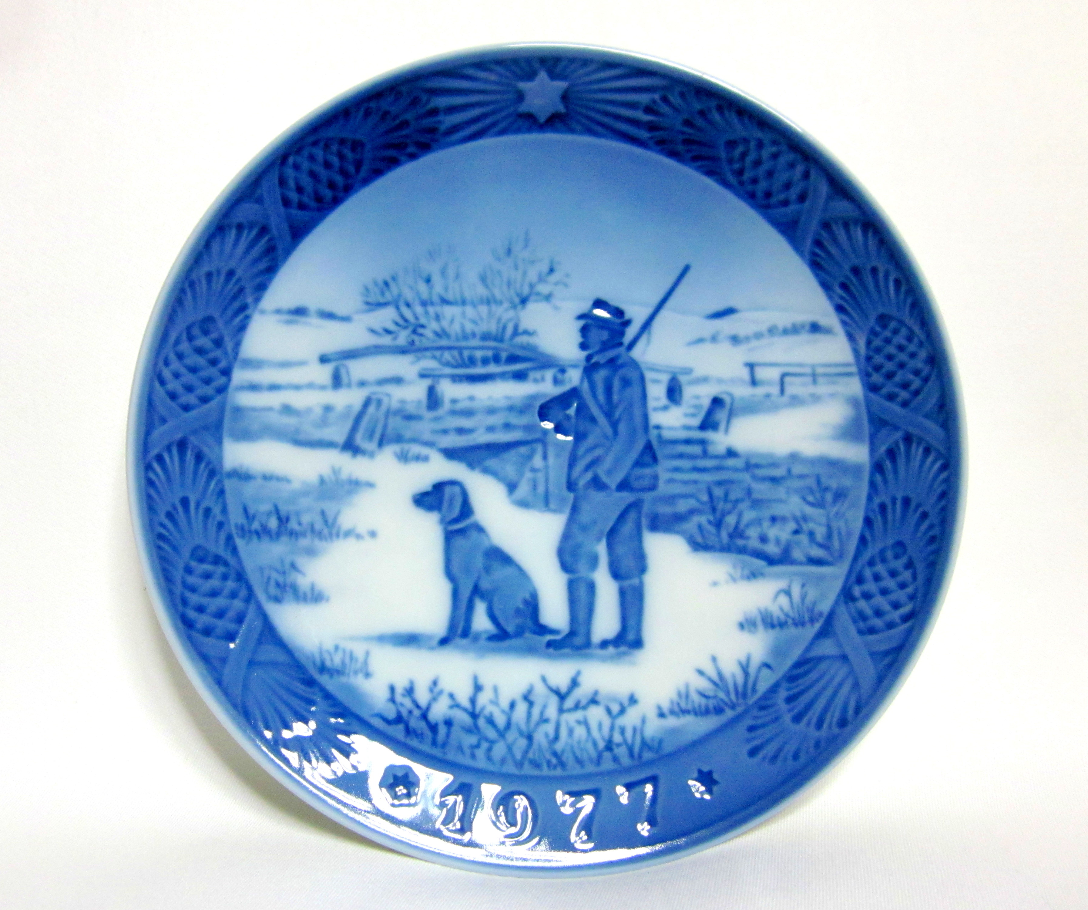 ロイヤルコペンハーゲン（Royal copenhagen）イヤープレート 1977