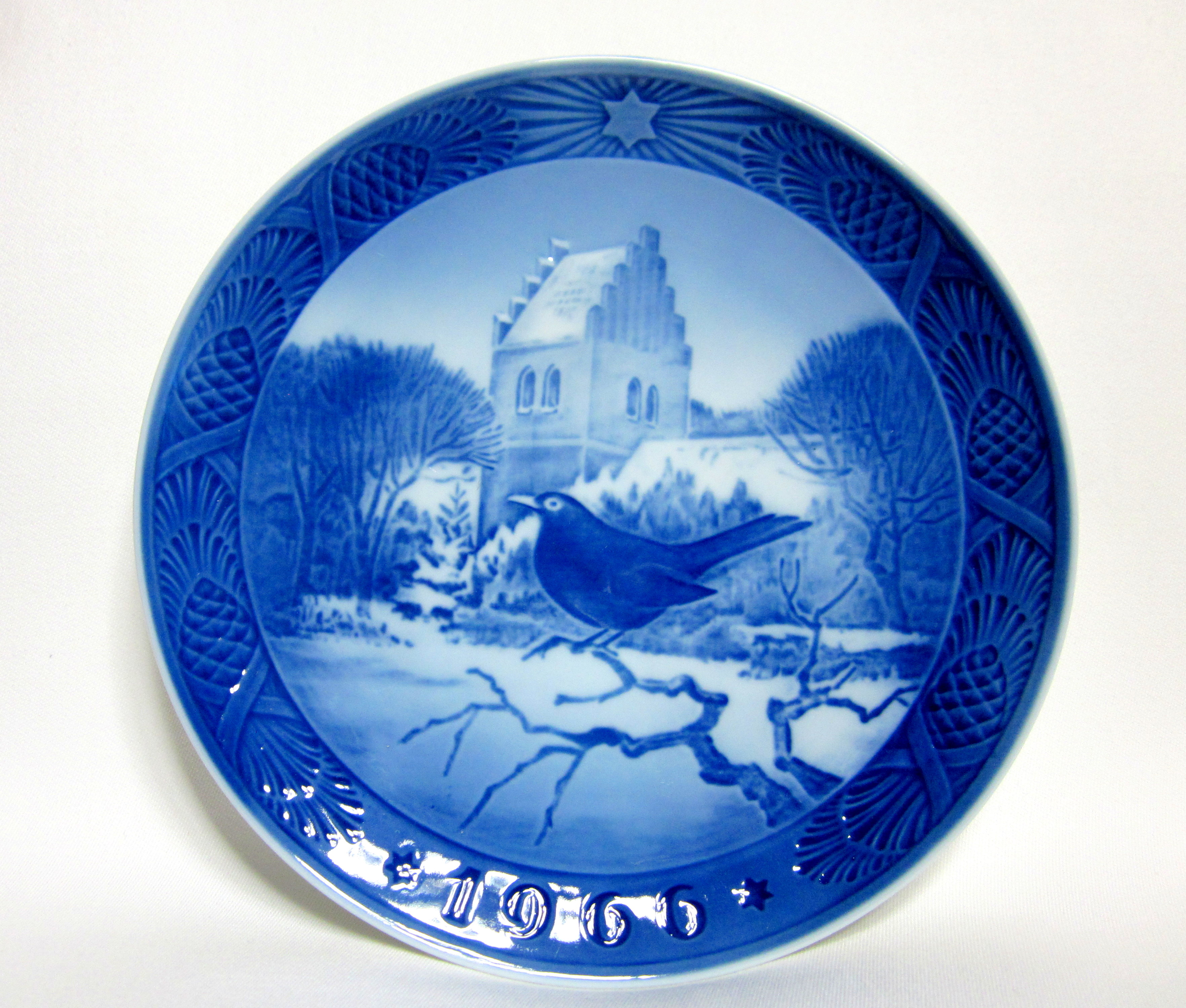 イヤープレート