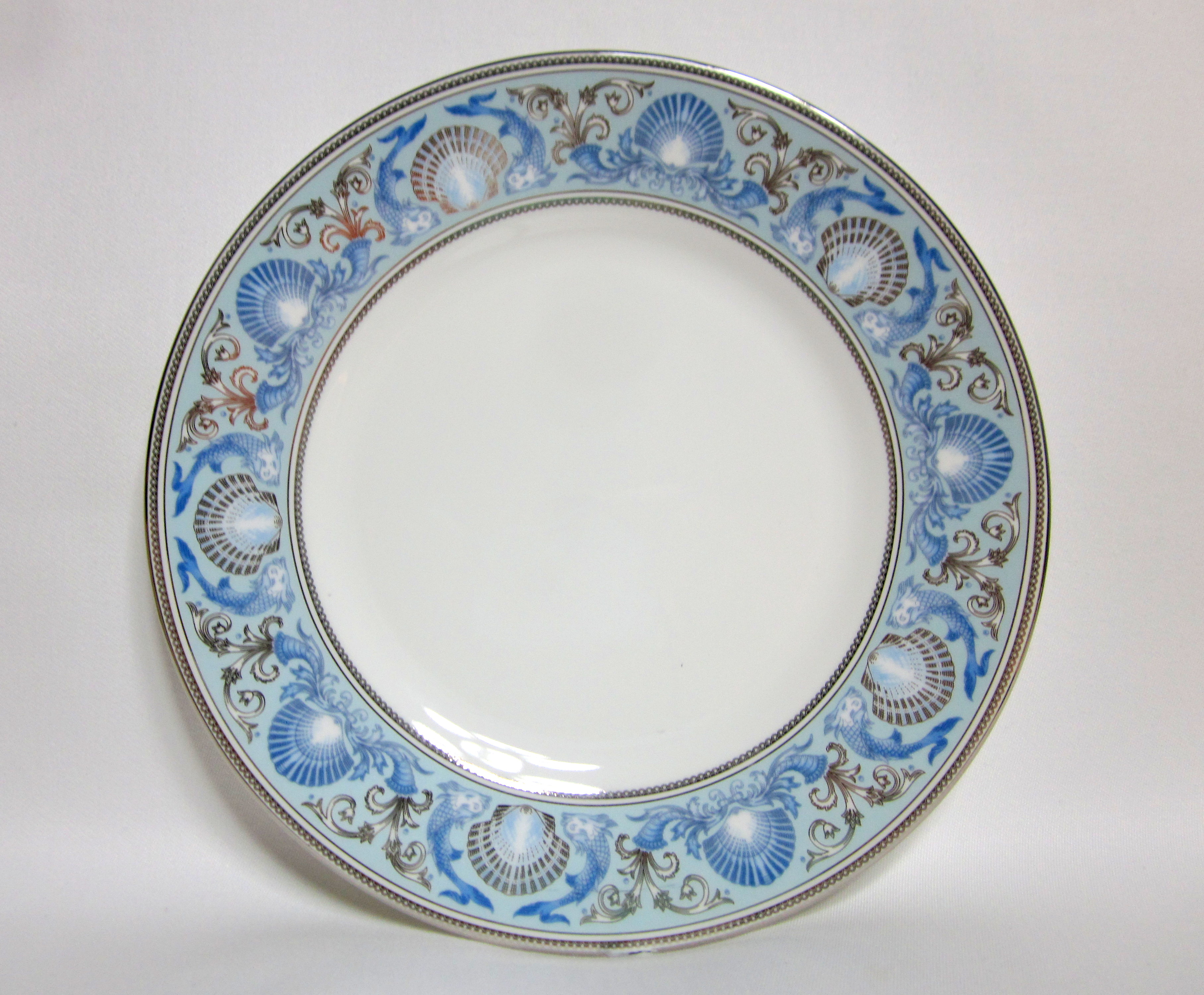 ドルフィンブルー