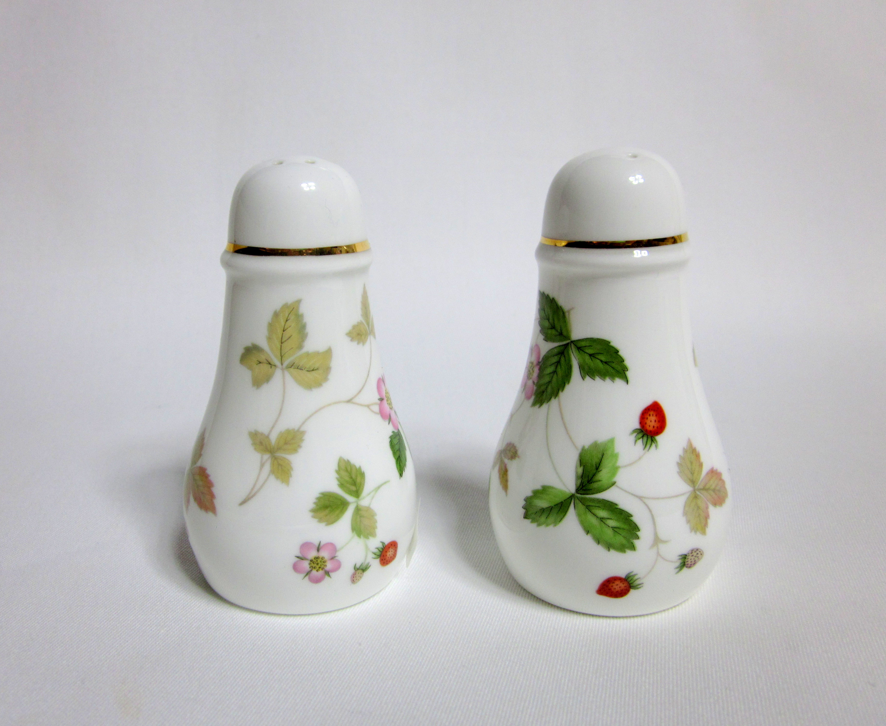 ウエッジウッド】ワイルドストロベリー ソルト&ペッパー ウェッジ