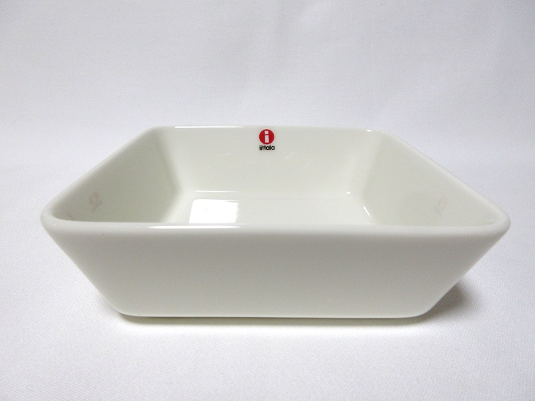 イッタラ(iittala)ティーマ(Teema)ホワイト スクエアプレート（１６ｃｍ×１６ｃｍ）