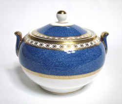 ウェッジウッド（Wedgwood）ユーランダー パウダーブルー シュガー  