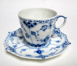 ロイヤルコペンハーゲン（Royal copenhagen）ブルーフルーテッド フル