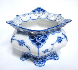 ロイヤルコペンハーゲン（Royal copenhagen）ブルーフルーテッド フル