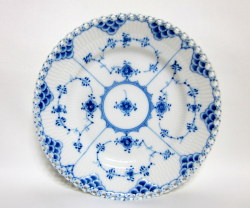 ブルーフルーテッドフルレース