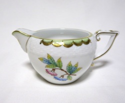 ヘレンド（Herend）ヴィクトリアブーケ VBO クリーマー（L)