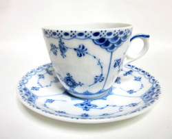 ロイヤルコペンハーゲン（Royal copenhagen）ブルーフルーテッド