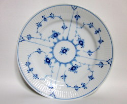 ブルーフルーテッドプレイン