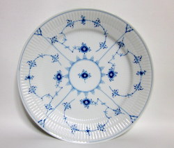 ロイヤルコペンハーゲン（Royal copenhagen）ブルーフルーテッド