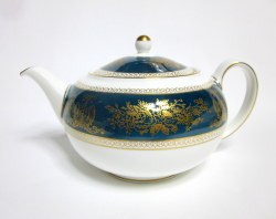 ウェッジウッド（Wedgwood）コロンビアブルー＆ゴールド ティーポット