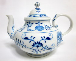 マイセン（Meissen）ブルーオニオン ティーポット【西洋アンティーク  