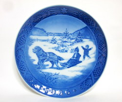 ロイヤルコペンハーゲン（Royal copenhagen）イヤープレート 1986