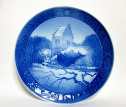 イヤープレート