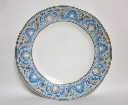 ドルフィンブルー