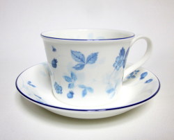 ストロベリーブルー