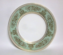 ウェッジウッド（Wedgwood）コロンビア セージグリーン プレート  
