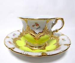 マイセン（Meissen）Bフォーム 宮廷の小花 イエロー カップ＆ソーサー