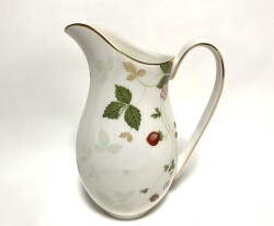 ウェッジウッド ピッチャー ウェッジウッド（Wedgwood）ワイルドストロベリー ピッチャー【西洋