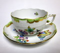 ヘレンド（Herend）ヴィクトリアブーケ VBO ティーカップ＆ソーサー