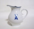 マイセン（Meissen）ホワイトマイセン 双剣マーク（VIP）クリーマー