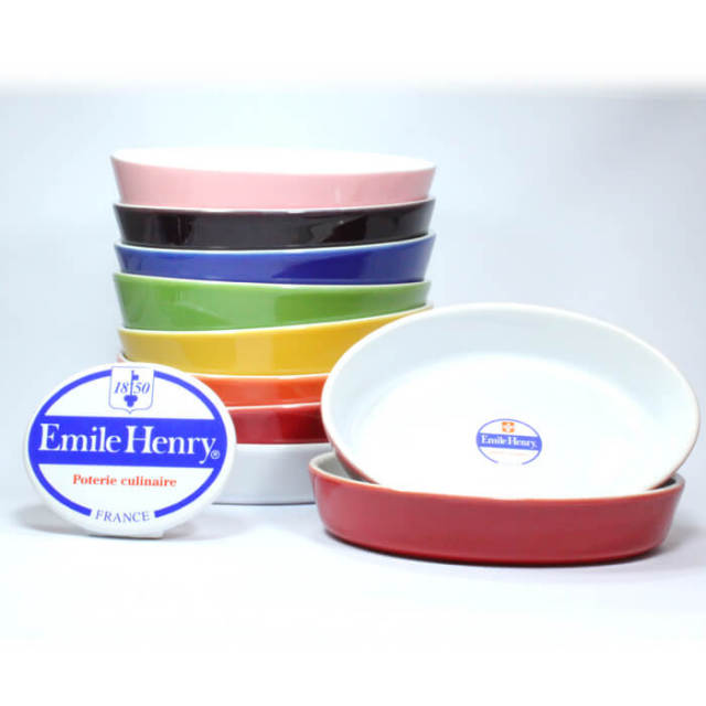 完売】エミールアンリ Emile Henry. 陶器 オーバルベーキング皿（S）赤