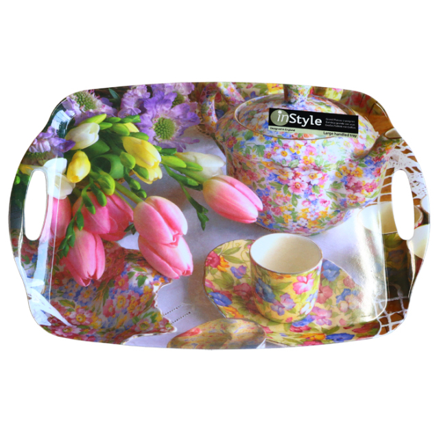 クリエイティブトップス